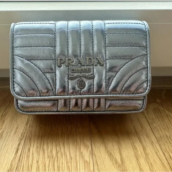 Authentic Prada Diagramme Leather Clutch Bag - Picture 10 of 11